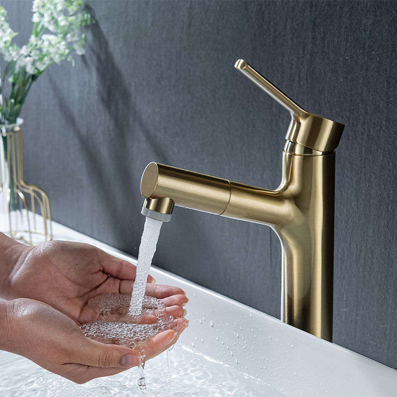 Brass Gold Bathroom Basin Faucets With Sprayer-YSBF035
